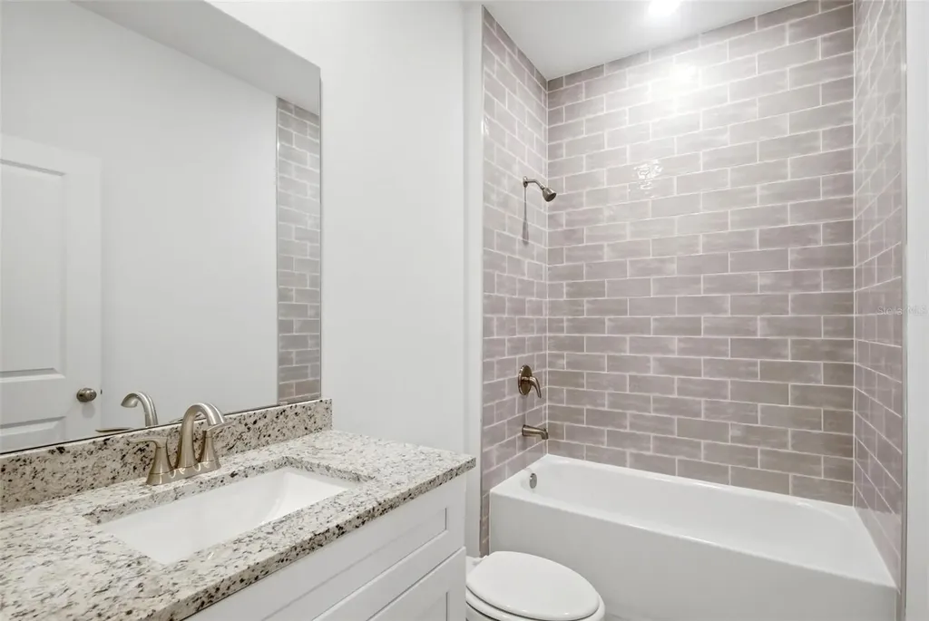 67 Glover Street Eustis FL 32726