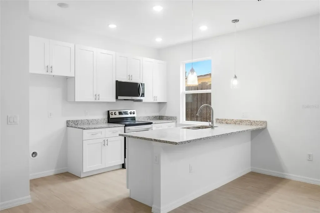 67 Glover Street Eustis FL 32726