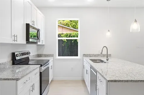 67 Glover Street Eustis FL 32726