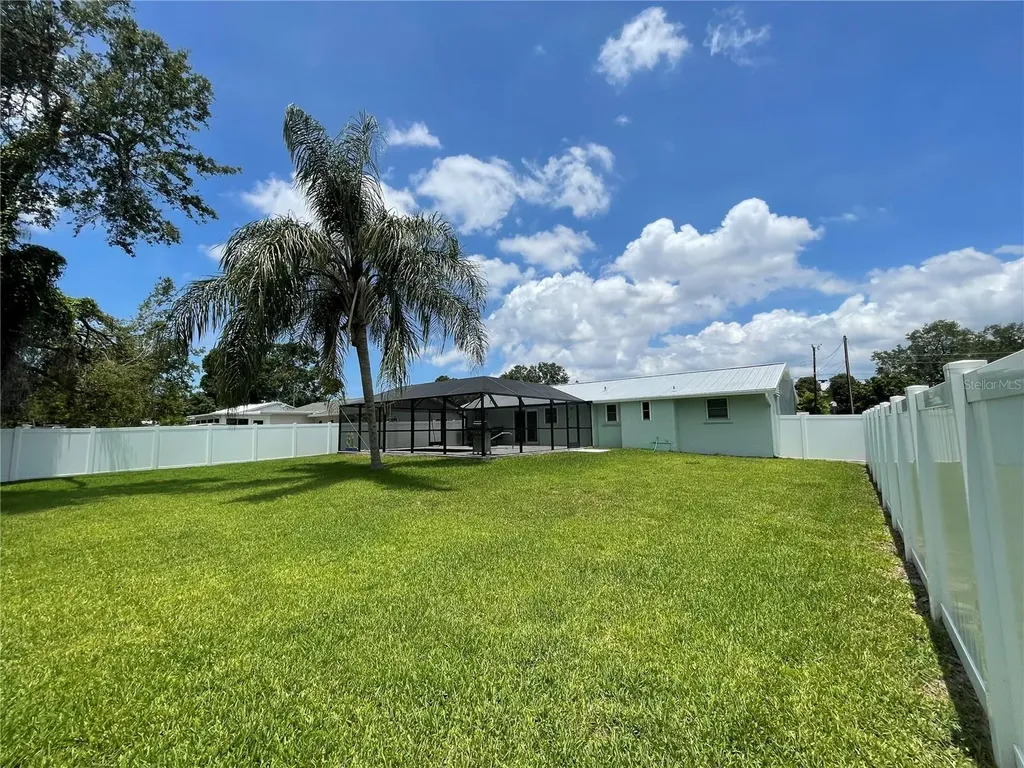 3410 Bay Street Sarasota FL 34237