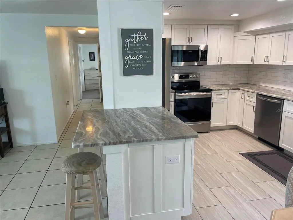 3410 Bay Street Sarasota FL 34237