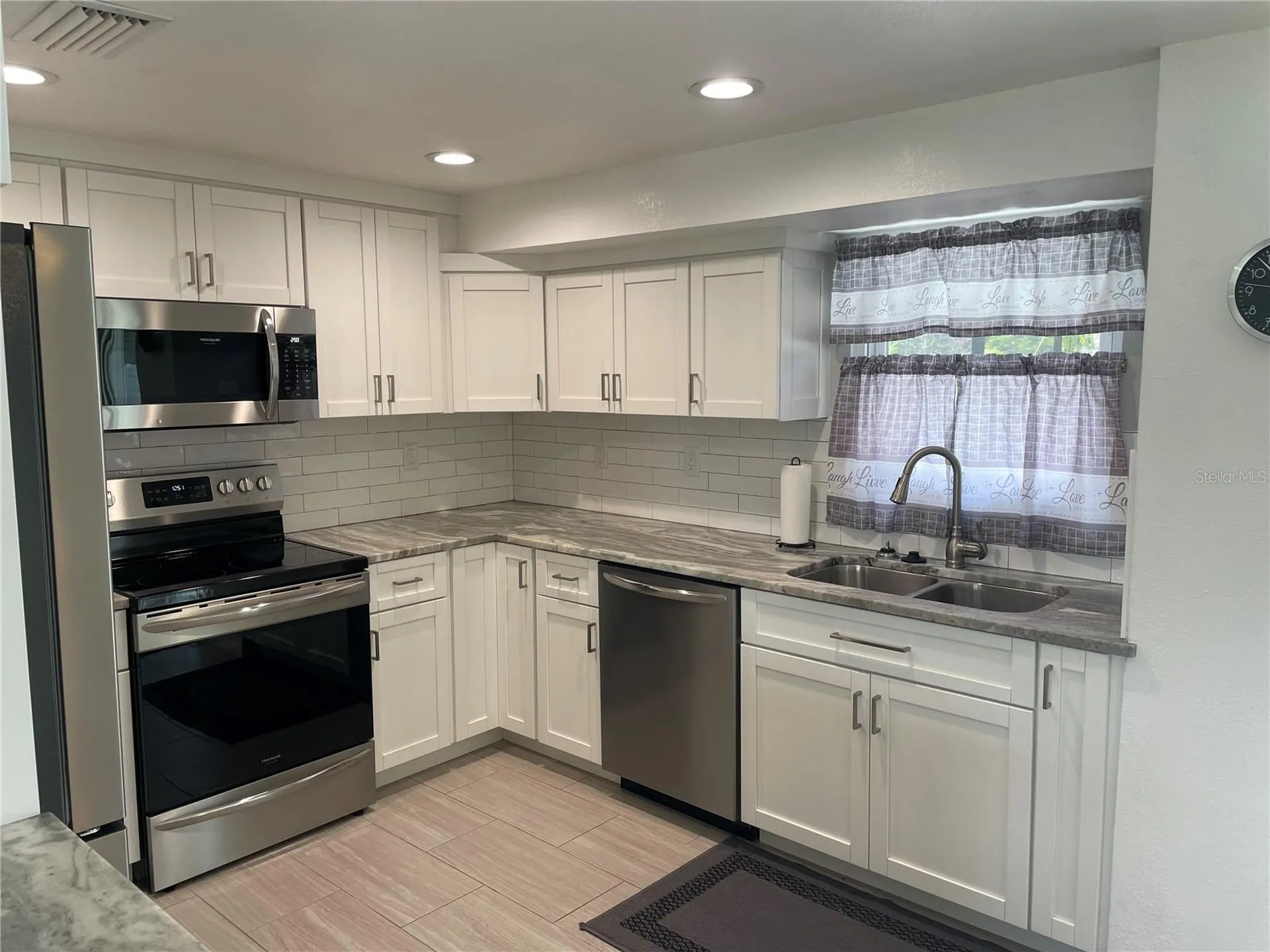 3410 Bay Street Sarasota FL 34237