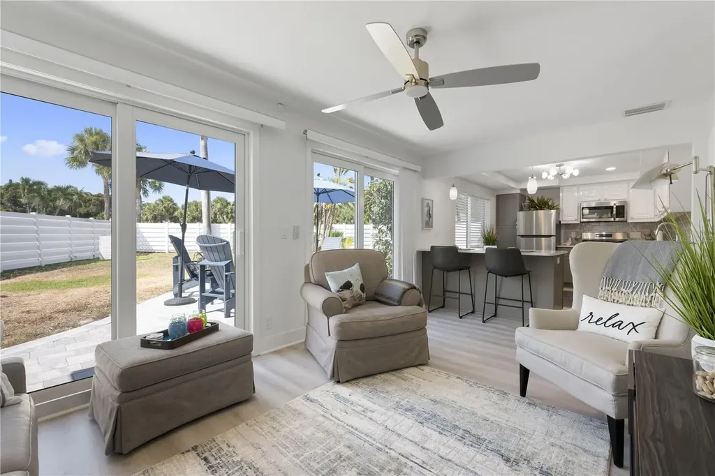 524 Spanish Drive S Longboat Key FL 34228