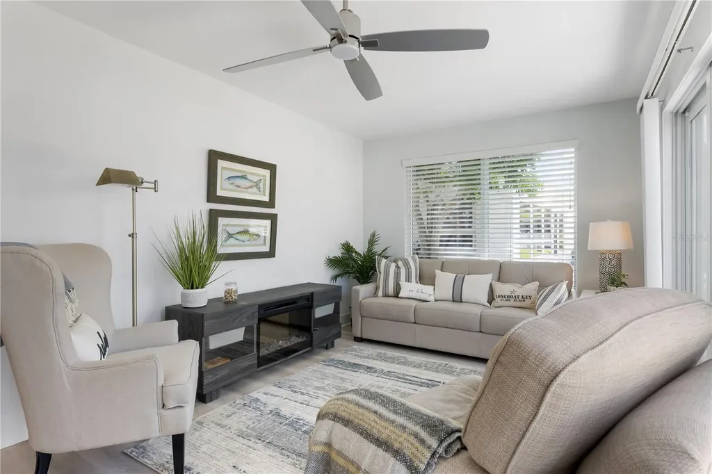 524 Spanish Drive S Longboat Key FL 34228
