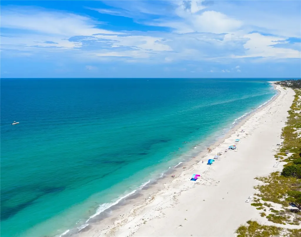 524 Spanish Drive S Longboat Key FL 34228