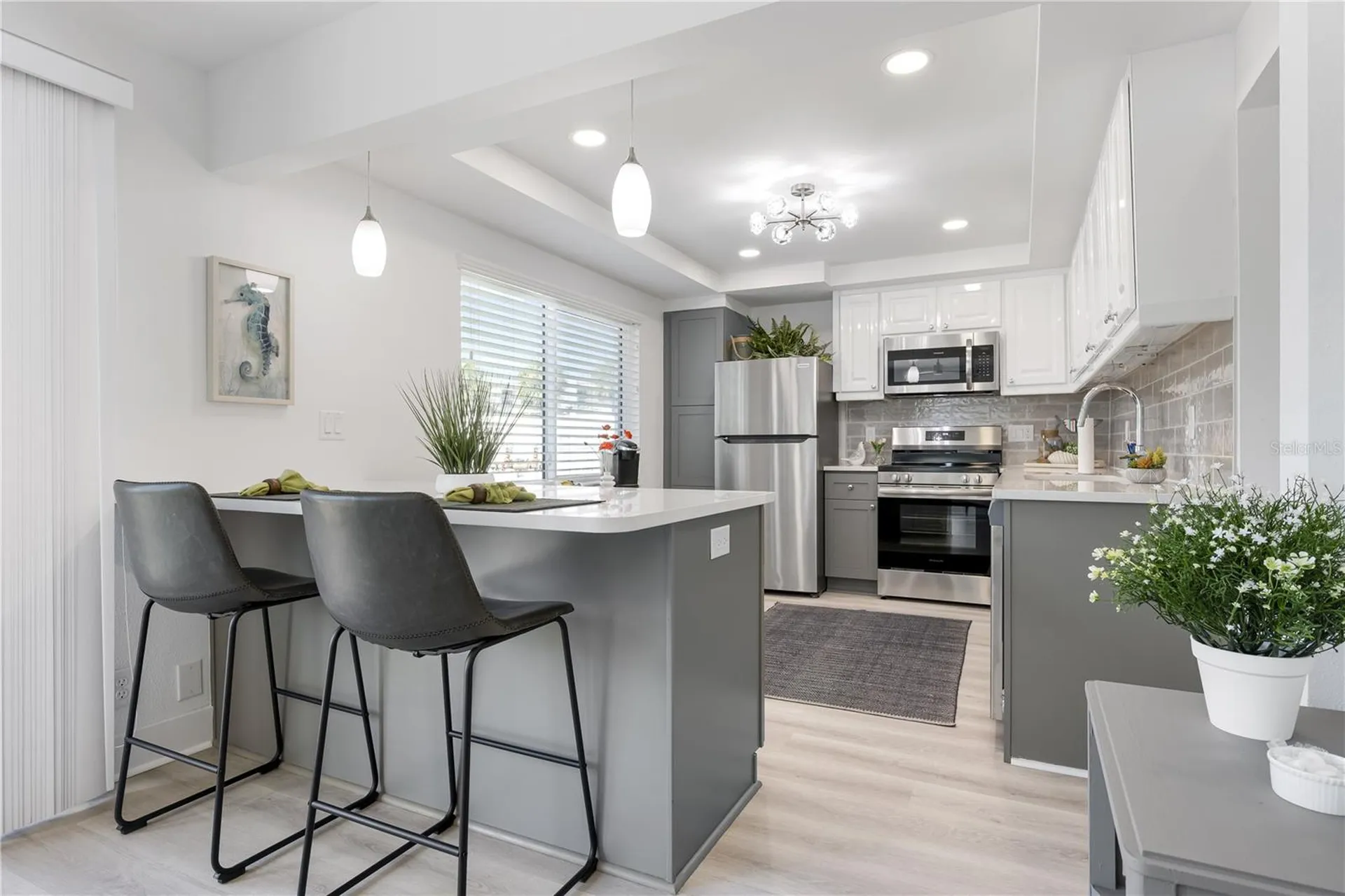 524 Spanish Drive S Longboat Key FL 34228