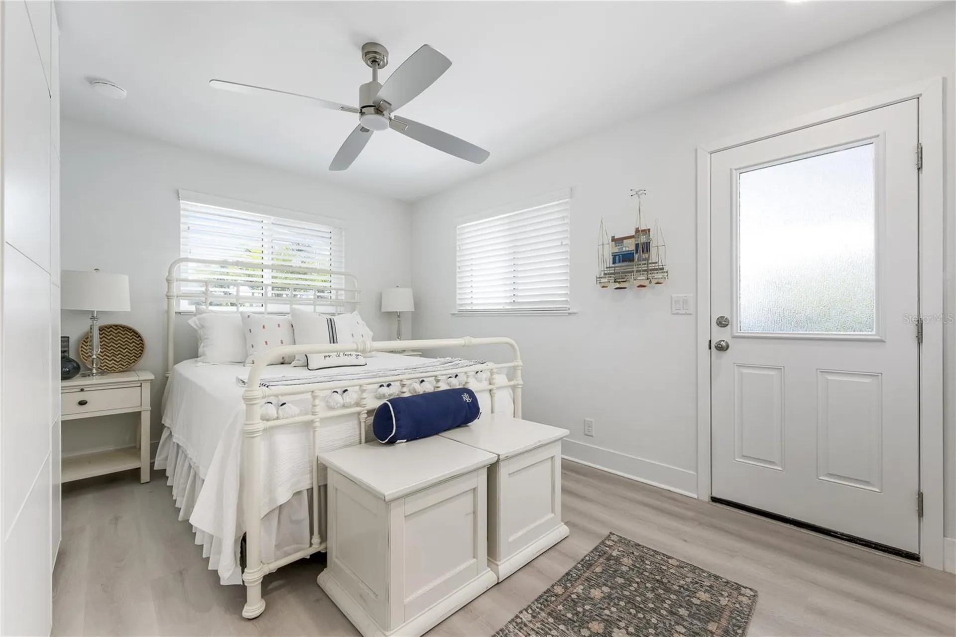 524 Spanish Drive S Longboat Key FL 34228