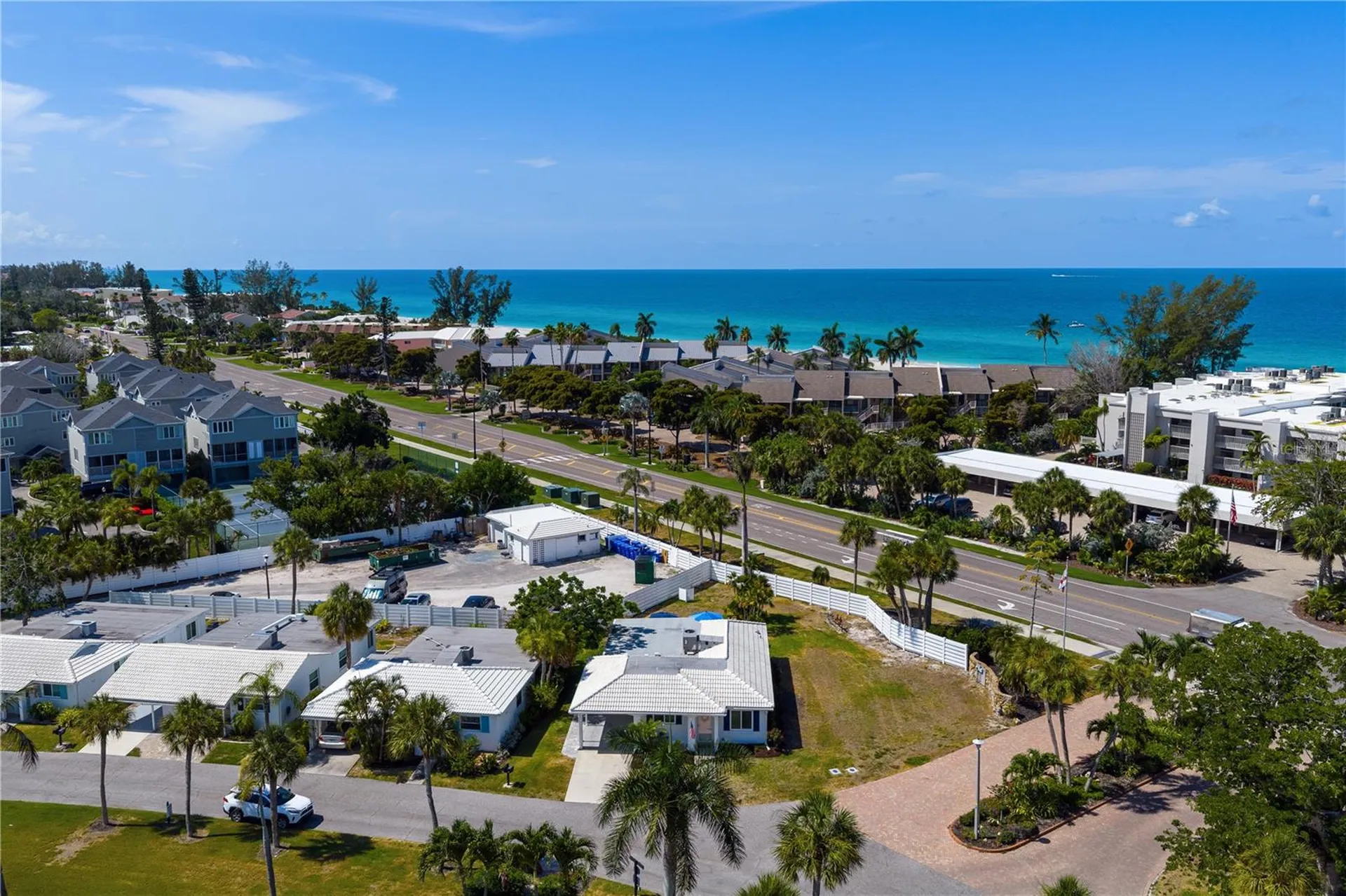 524 Spanish Drive S Longboat Key FL 34228