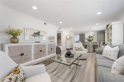 524 Spanish Drive S Longboat Key FL 34228