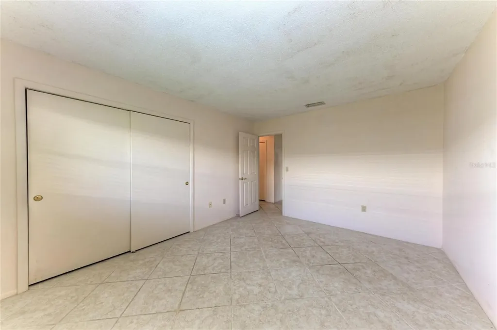 6905 9th Avenue W Bradenton FL 34209