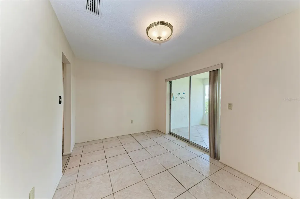 6905 9th Avenue W Bradenton FL 34209