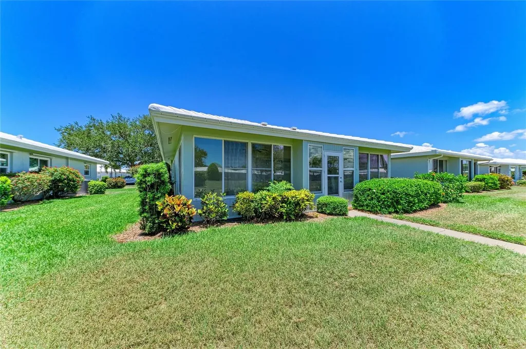 6905 9th Avenue W Bradenton FL 34209