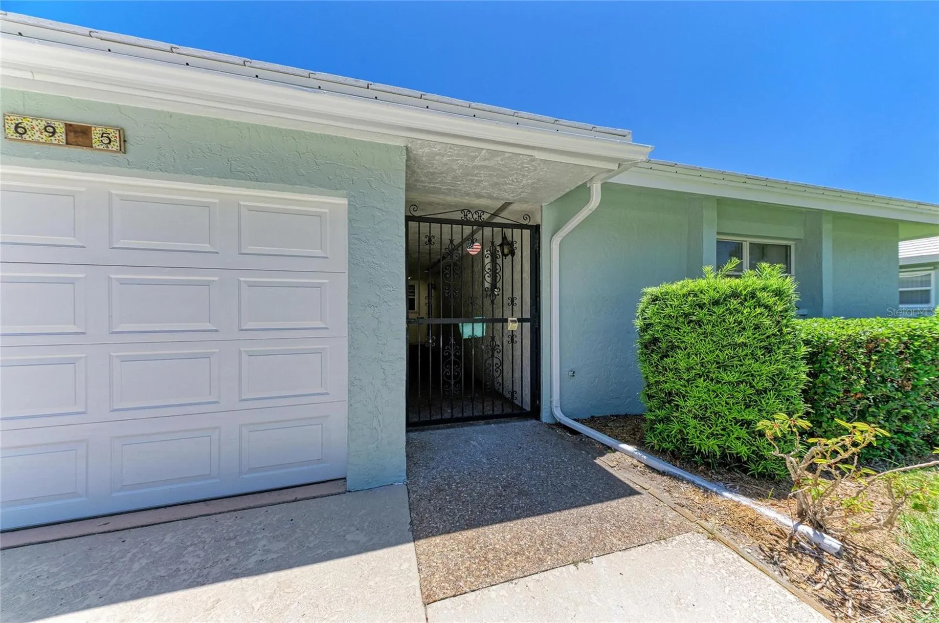 6905 9th Avenue W Bradenton FL 34209