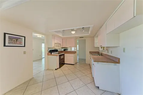 6905 9th Avenue W Bradenton FL 34209