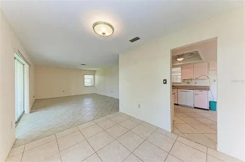 6905 9th Avenue W Bradenton FL 34209