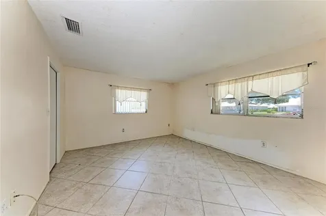 6905 9th Avenue W Bradenton FL 34209