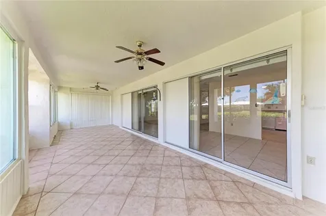 6905 9th Avenue W Bradenton FL 34209