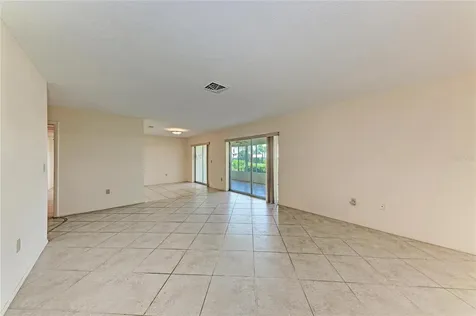 6905 9th Avenue W Bradenton FL 34209