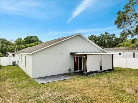 9821 8th Avenue Orlando FL 32824