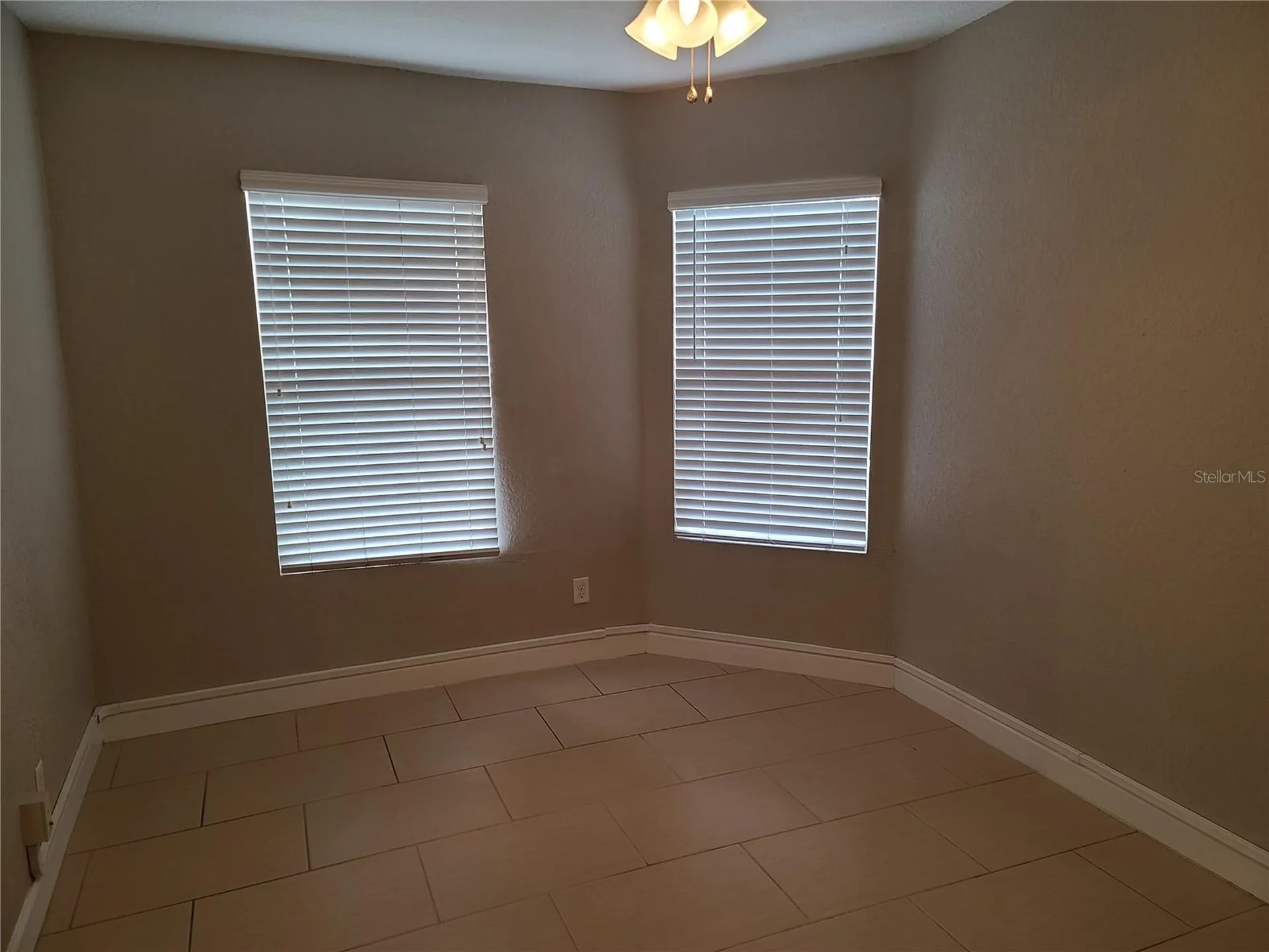 4211 W North A Street Tampa FL 33609