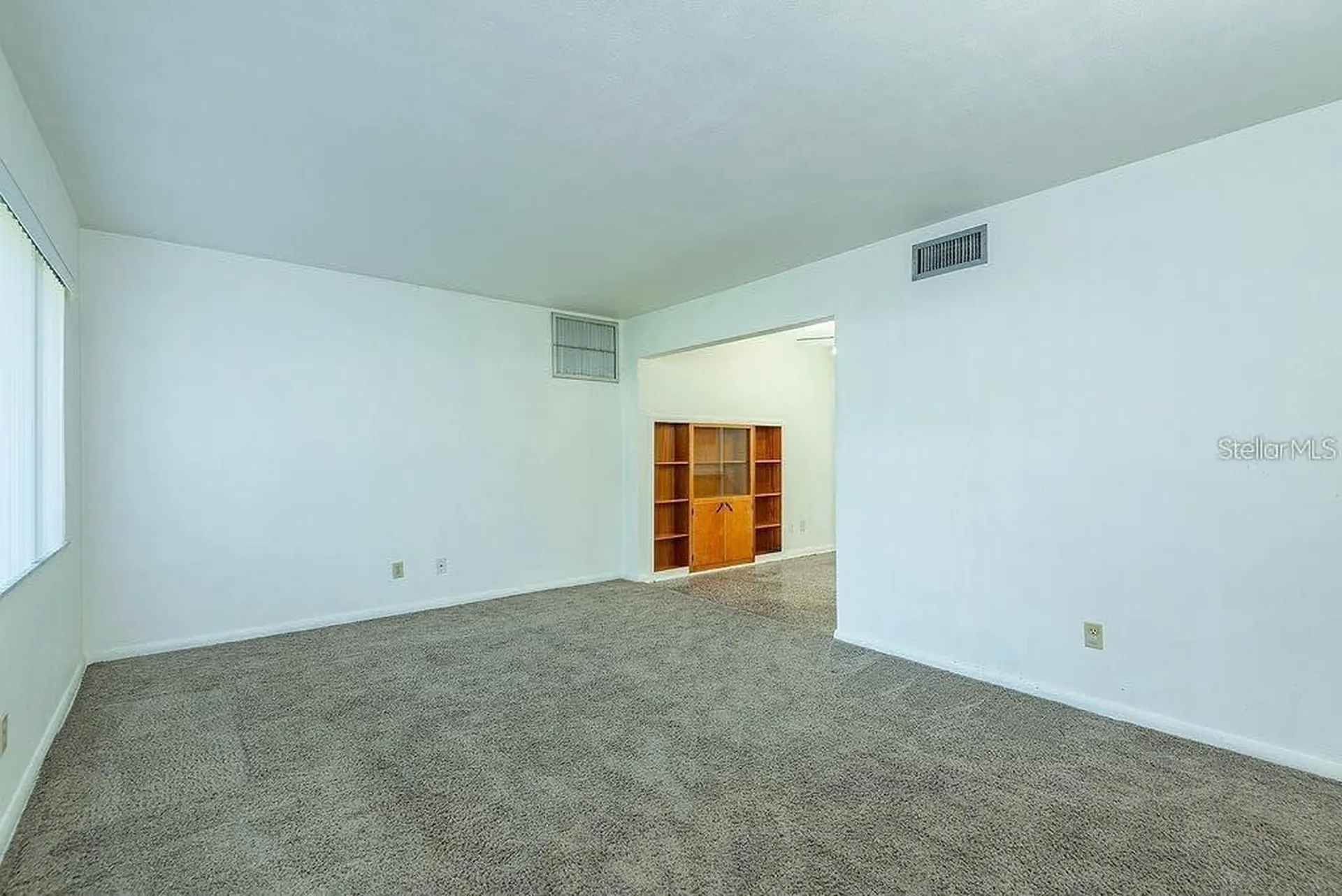 10209 N Valle Drive Tampa FL 33612