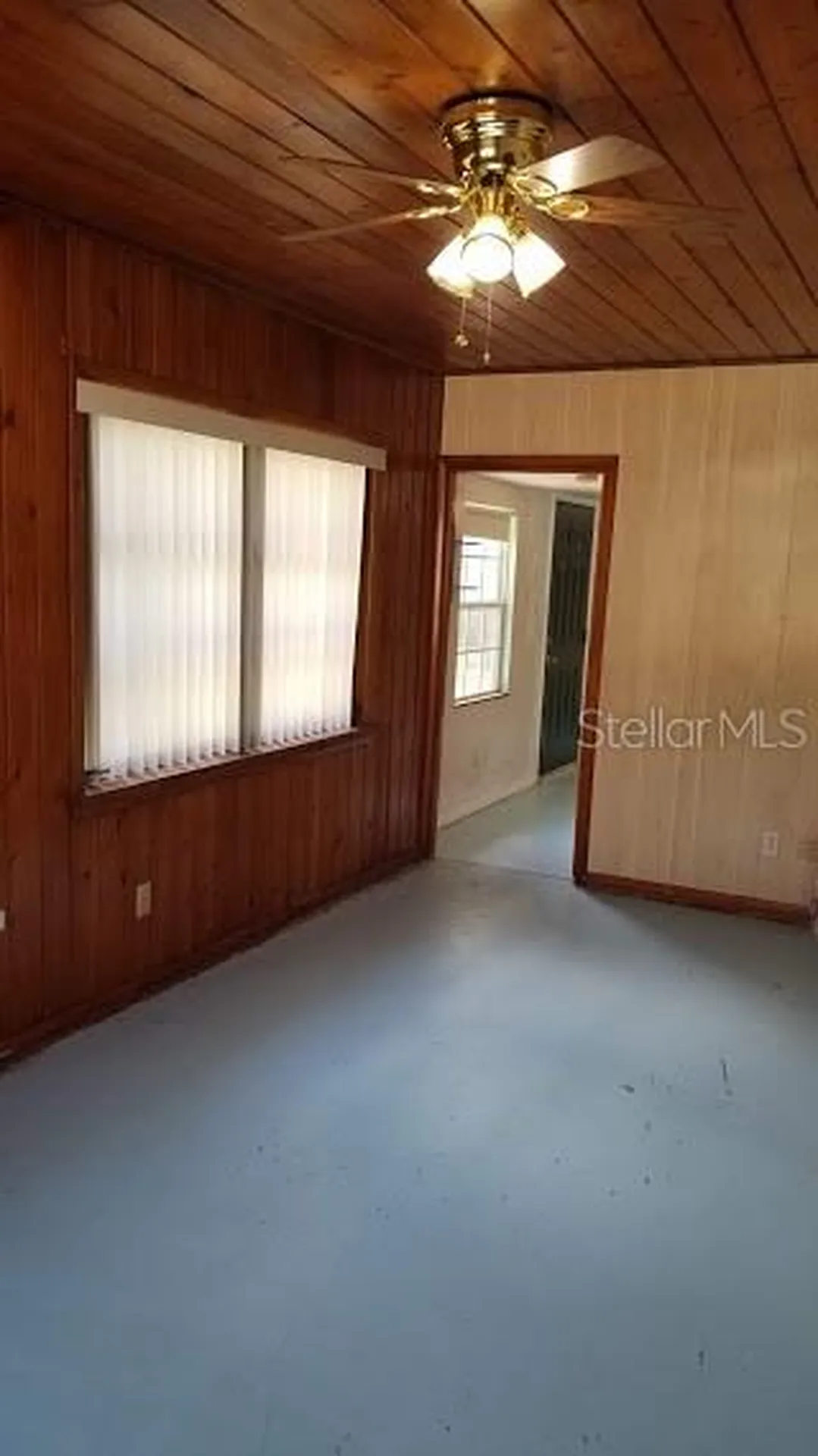 10209 N Valle Drive Tampa FL 33612