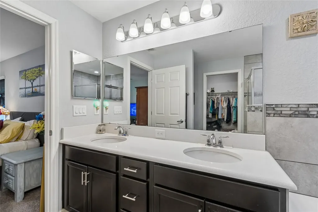 6917 Gideon Circle Zephyrhills FL 33541