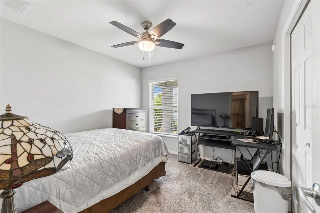 6917 Gideon Circle Zephyrhills FL 33541