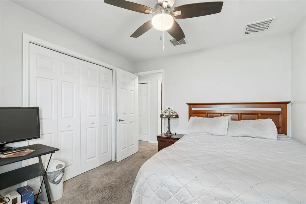 6917 Gideon Circle Zephyrhills FL 33541