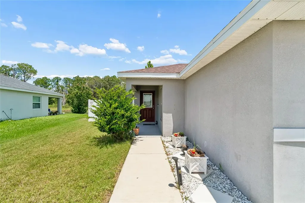 6917 Gideon Circle Zephyrhills FL 33541