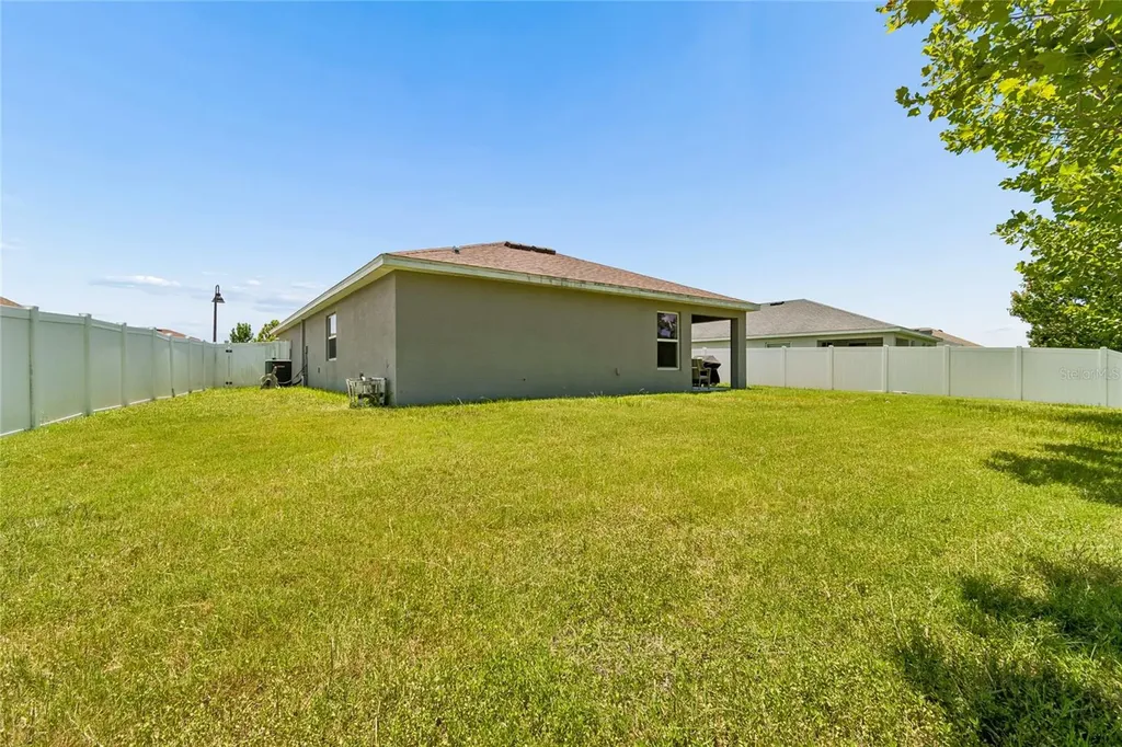 6917 Gideon Circle Zephyrhills FL 33541