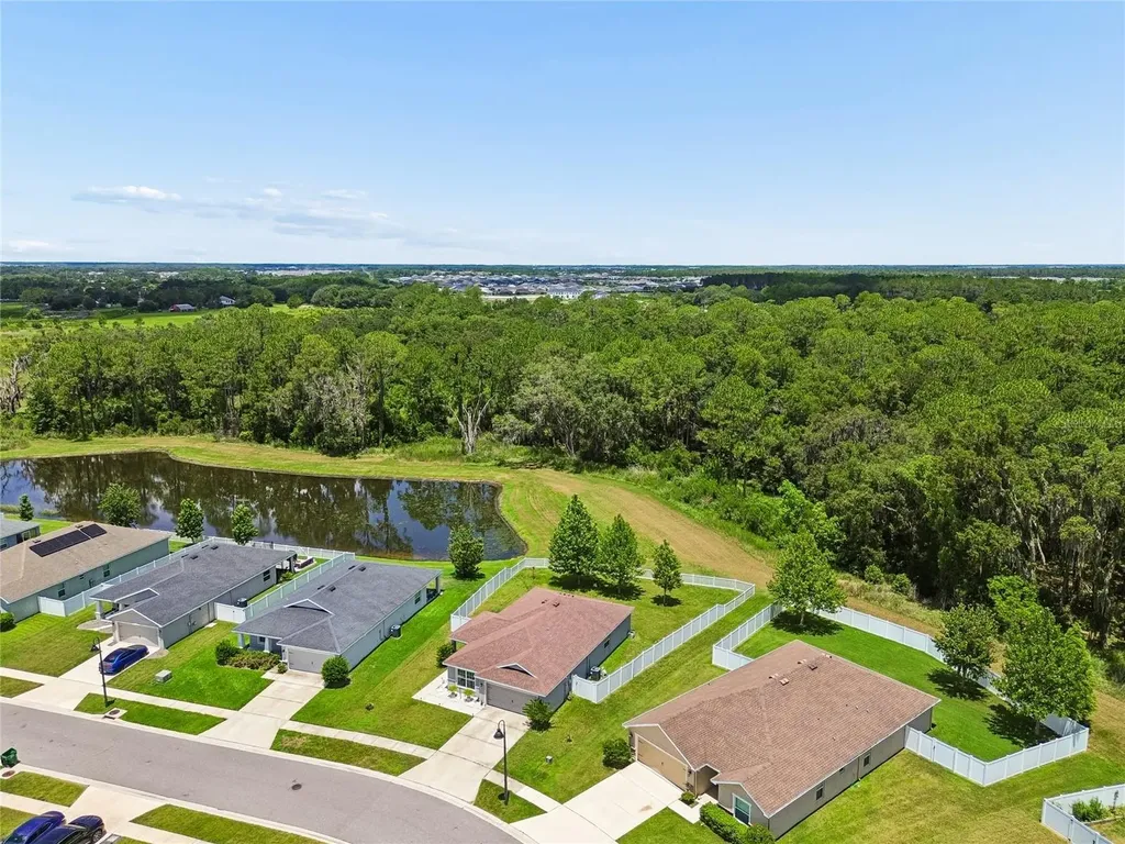 6917 Gideon Circle Zephyrhills FL 33541