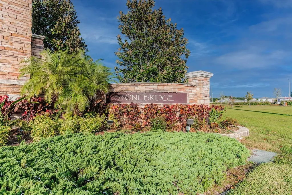6917 Gideon Circle Zephyrhills FL 33541