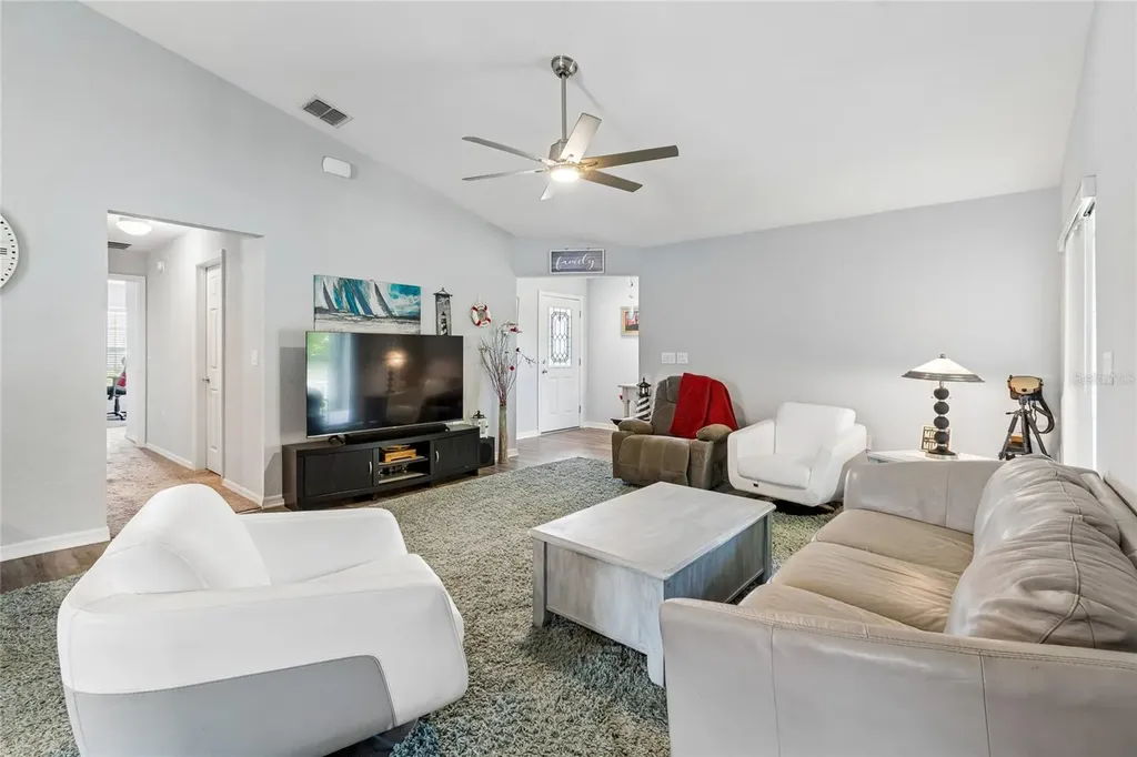 6917 Gideon Circle Zephyrhills FL 33541