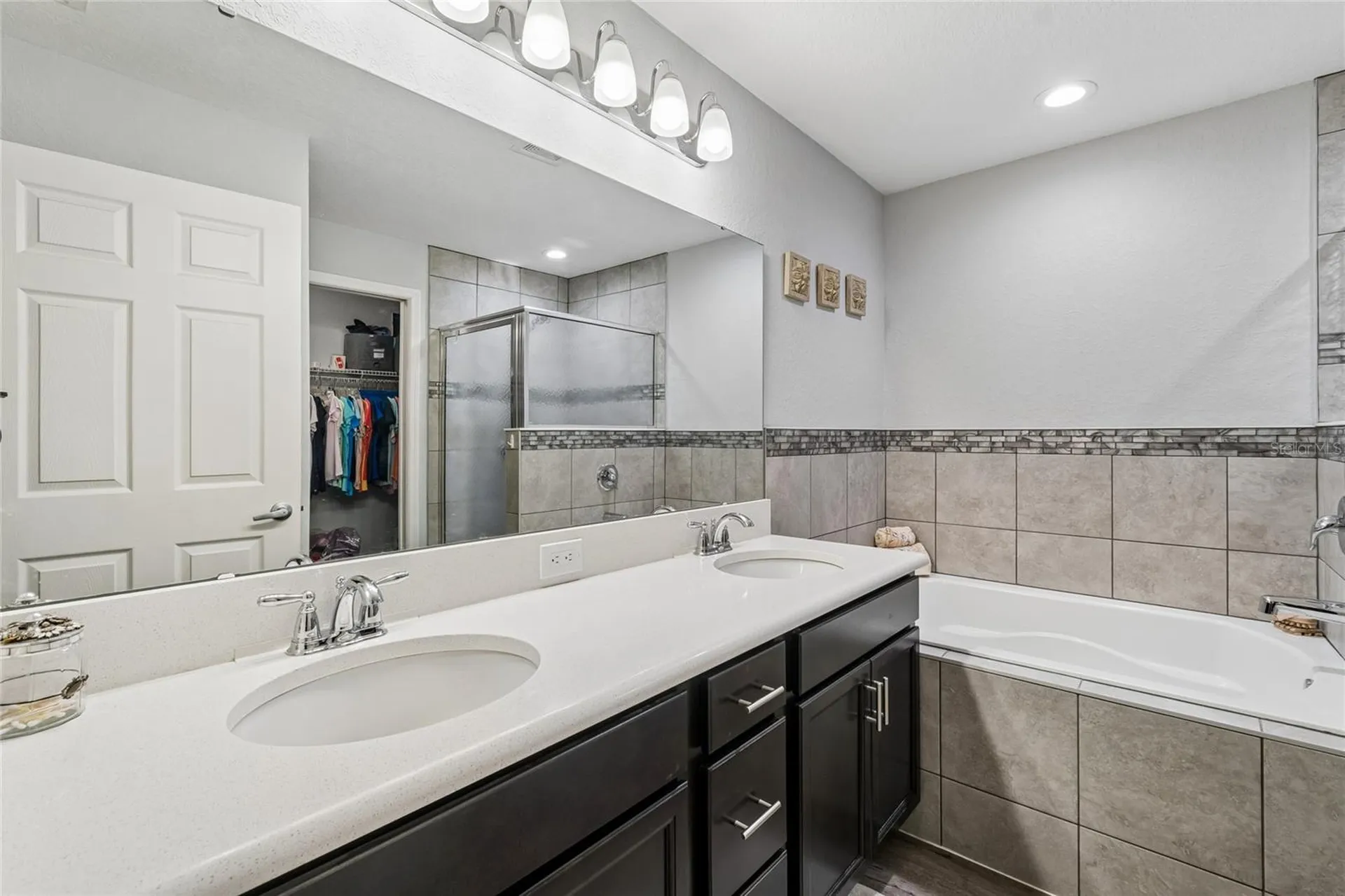 6917 Gideon Circle Zephyrhills FL 33541