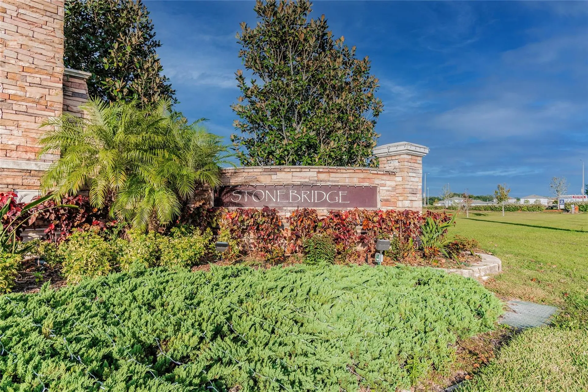 6917 Gideon Circle Zephyrhills FL 33541