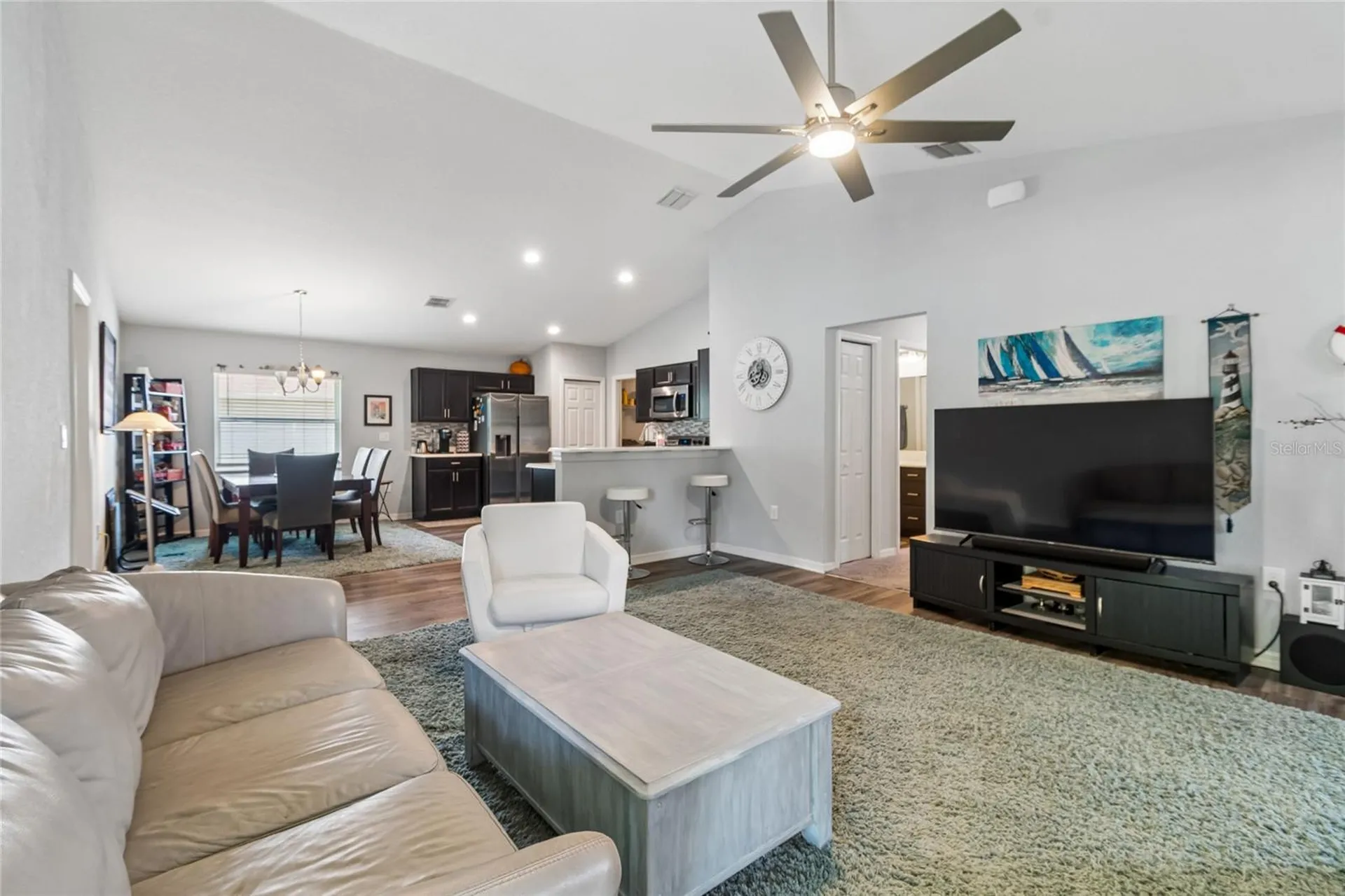 6917 Gideon Circle Zephyrhills FL 33541