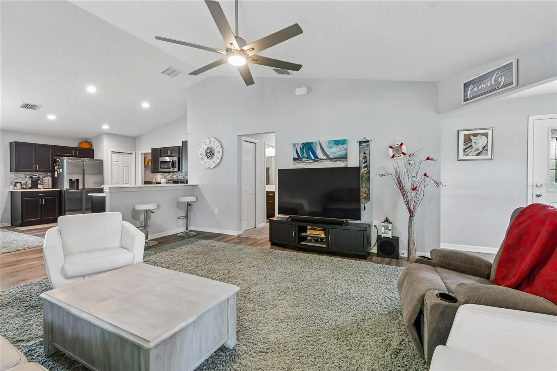 6917 Gideon Circle Zephyrhills FL 33541