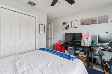 6917 Gideon Circle Zephyrhills FL 33541