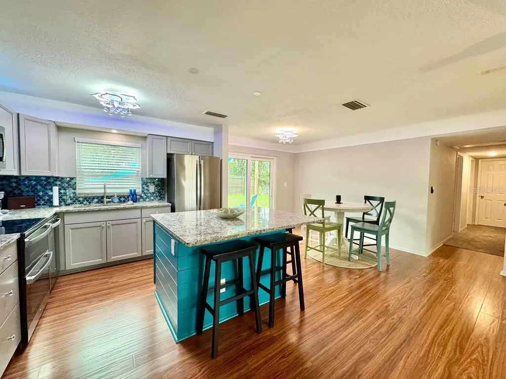 3957 Wahoo Drive SE St Petersburg FL 33705