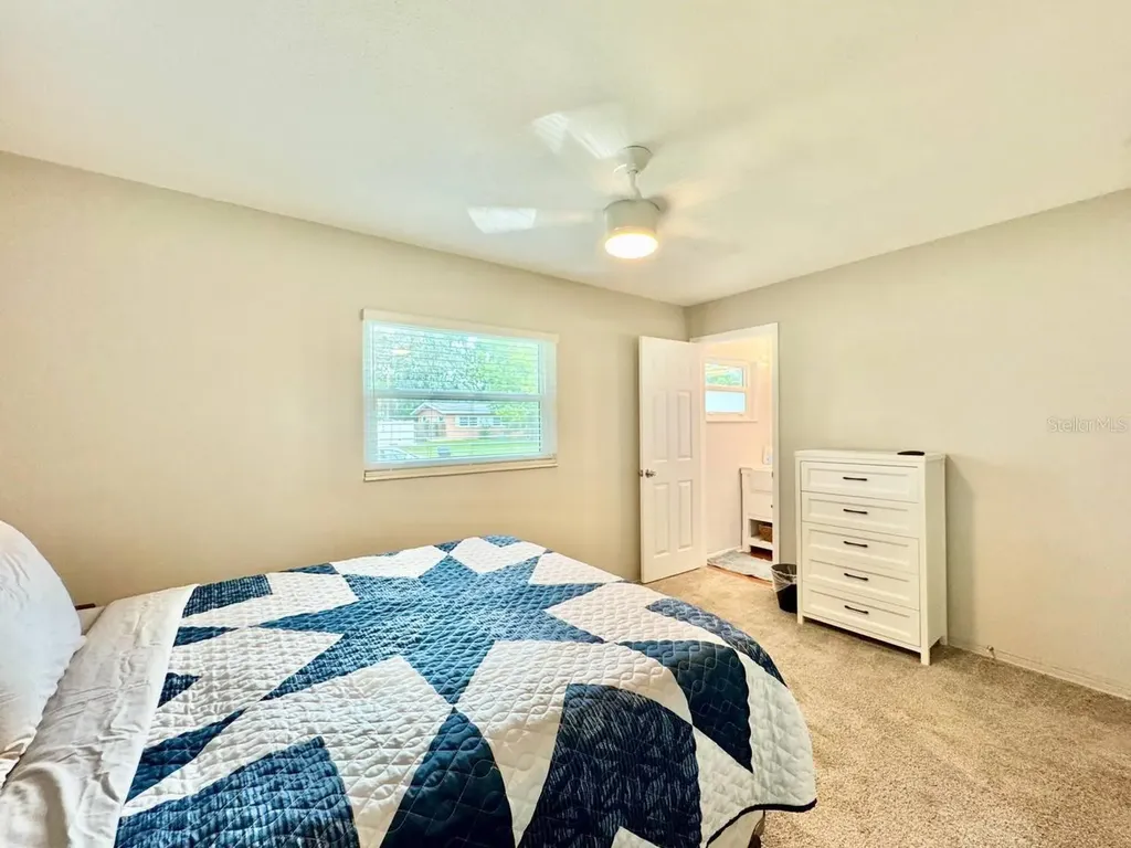 3957 Wahoo Drive SE St Petersburg FL 33705
