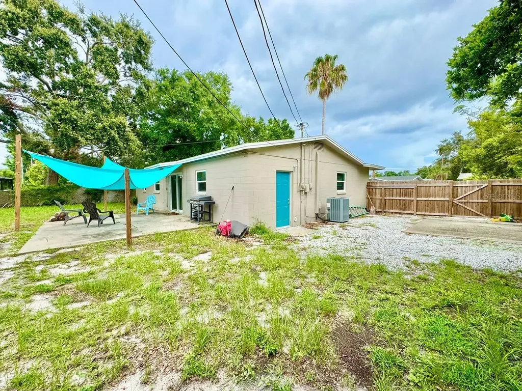 3957 Wahoo Drive SE St Petersburg FL 33705