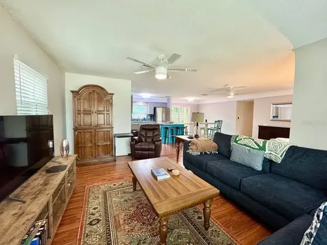 3957 Wahoo Drive SE St Petersburg FL 33705