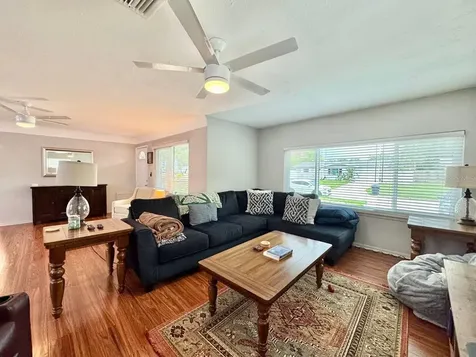 3957 Wahoo Drive SE St Petersburg FL 33705