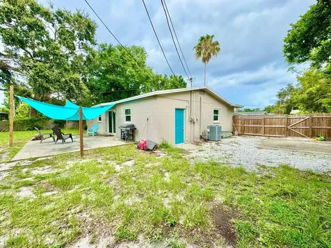 3957 Wahoo Drive SE St Petersburg FL 33705