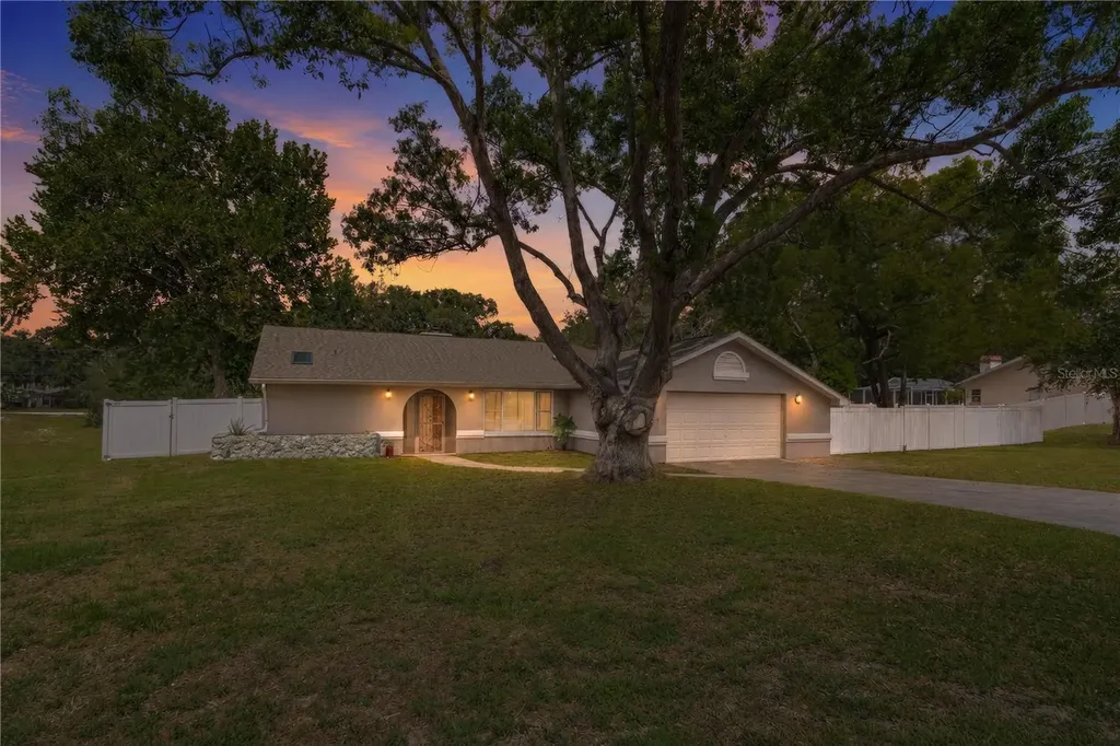 143 Oak Lake Drive Spring Hill FL 34608