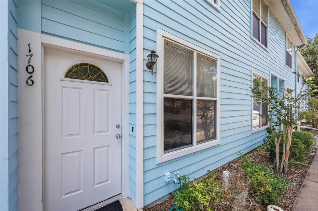 3890 SW 20th Avenue Gainesville FL 32607