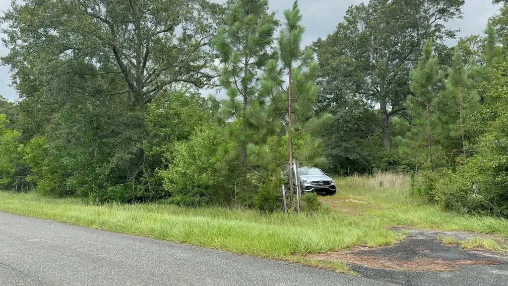 978 Joiner Road Chipley FL 32428