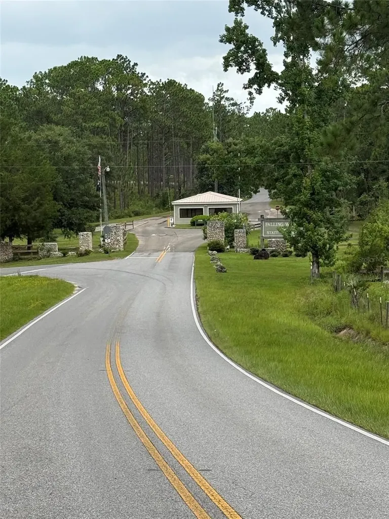 978 Joiner Road Chipley FL 32428