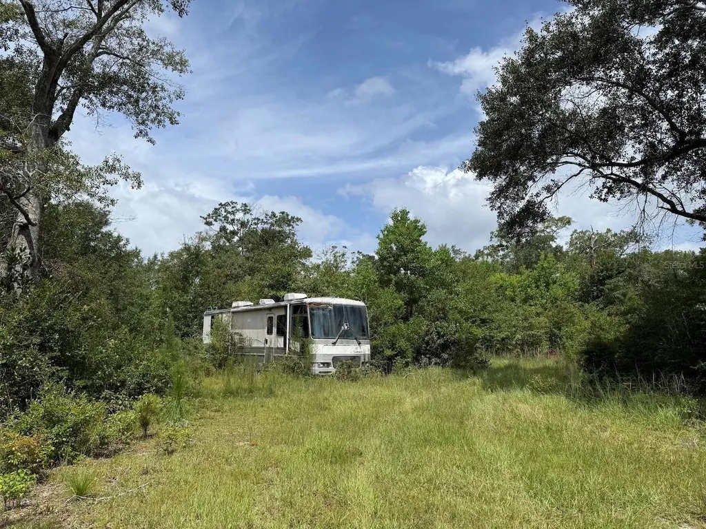 978 Joiner Road Chipley FL 32428